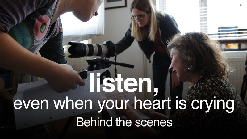 Cartel de la pelicula Listen, Even When Your Heart is Crying (Zoom Focus 2014): Behind the scenes