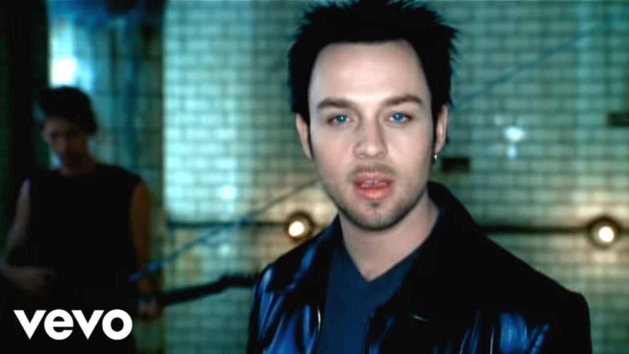 Cartel de la pelicula Savage Garden - Crash and Burn (Official Video)