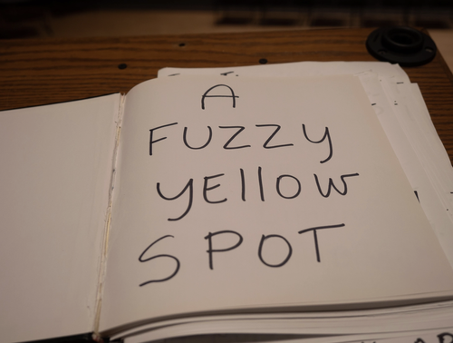 Cartel de la pelicula A Fuzzy Yellow Spot